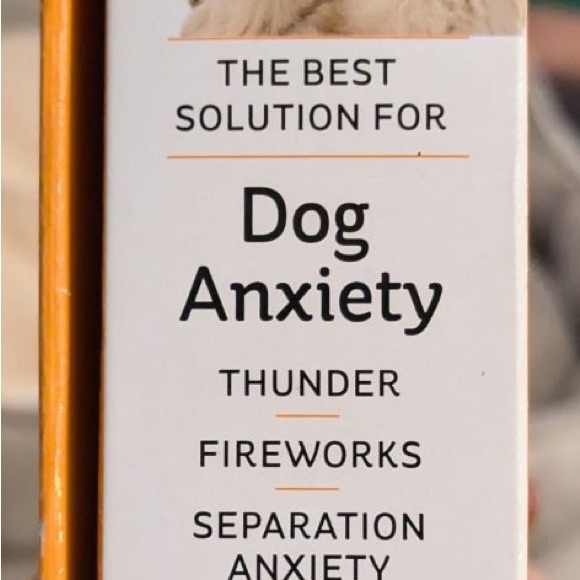 ThunderShirt for Dog Anxiety - Picture 2 of 3